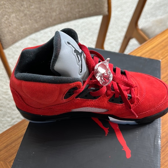Brand New Retro GS Raging Bull Jordan’s - Picture 9 of 10